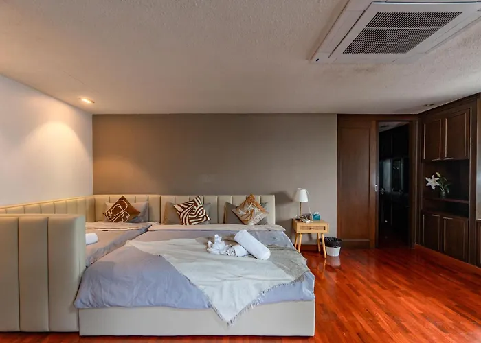 Thonglor 25 Noble House Villa