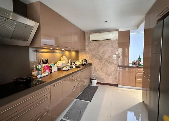 Thonglor 25 Noble House Villa